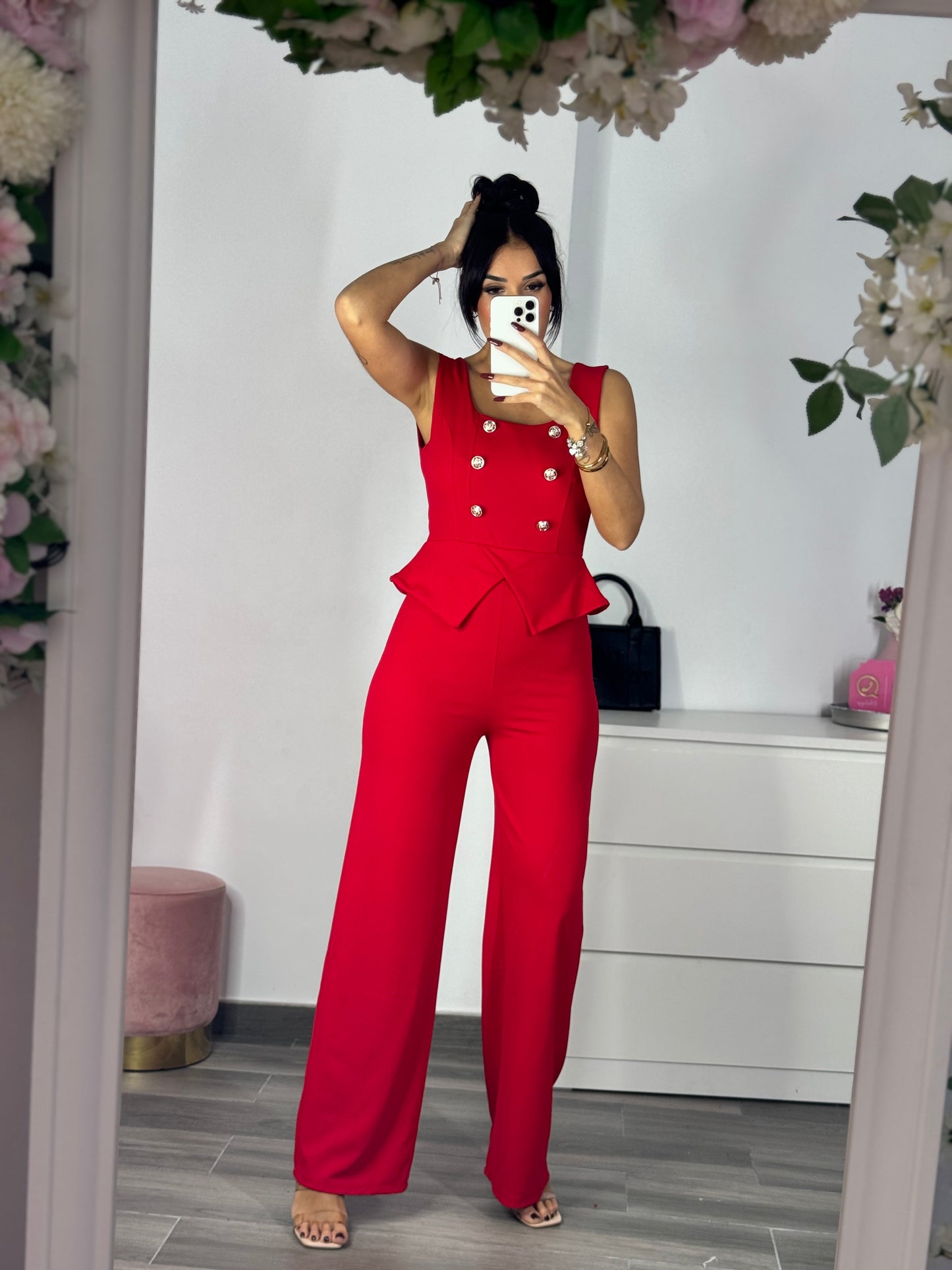 Mono coraima rojo