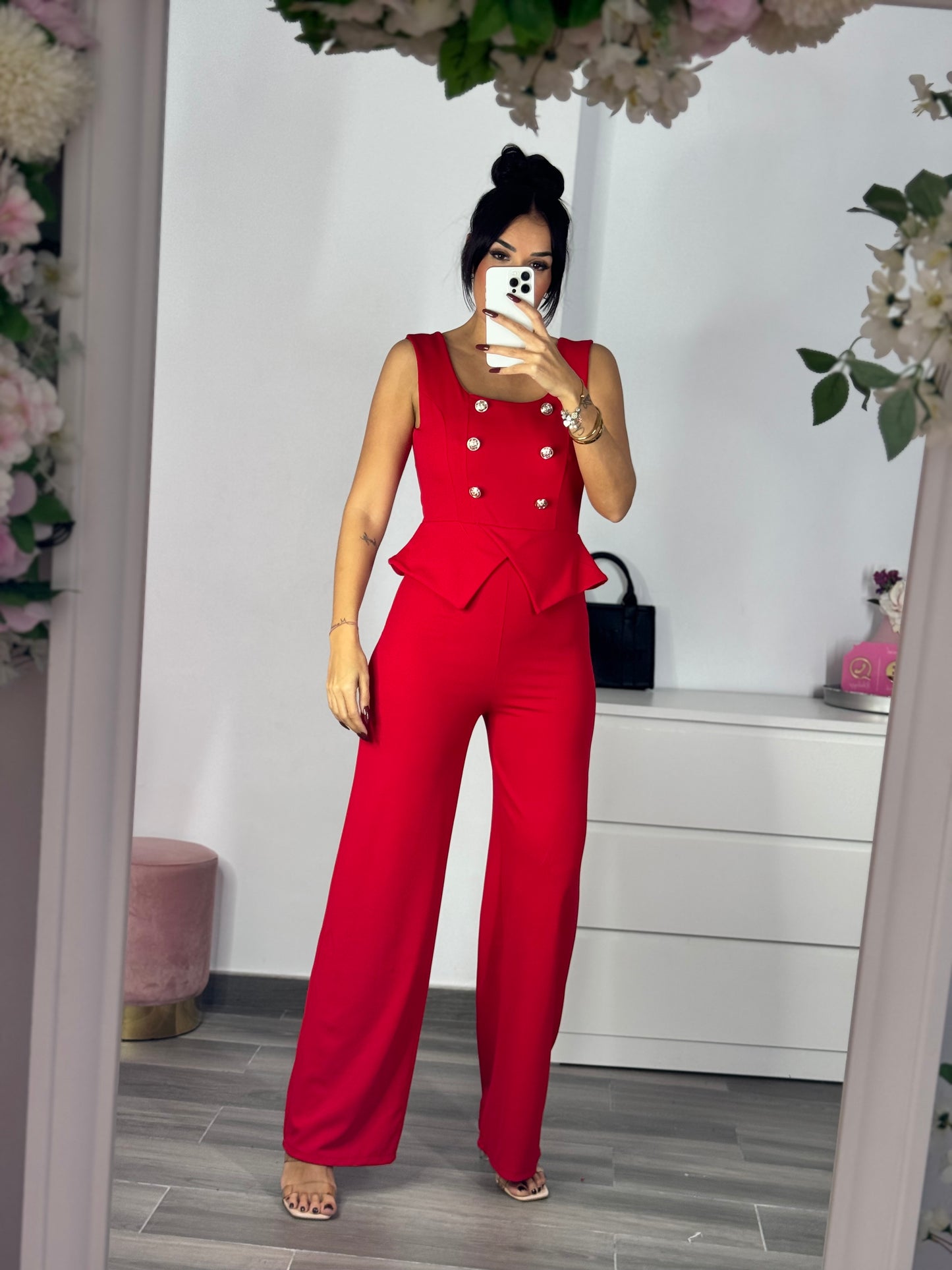 Mono coraima rojo