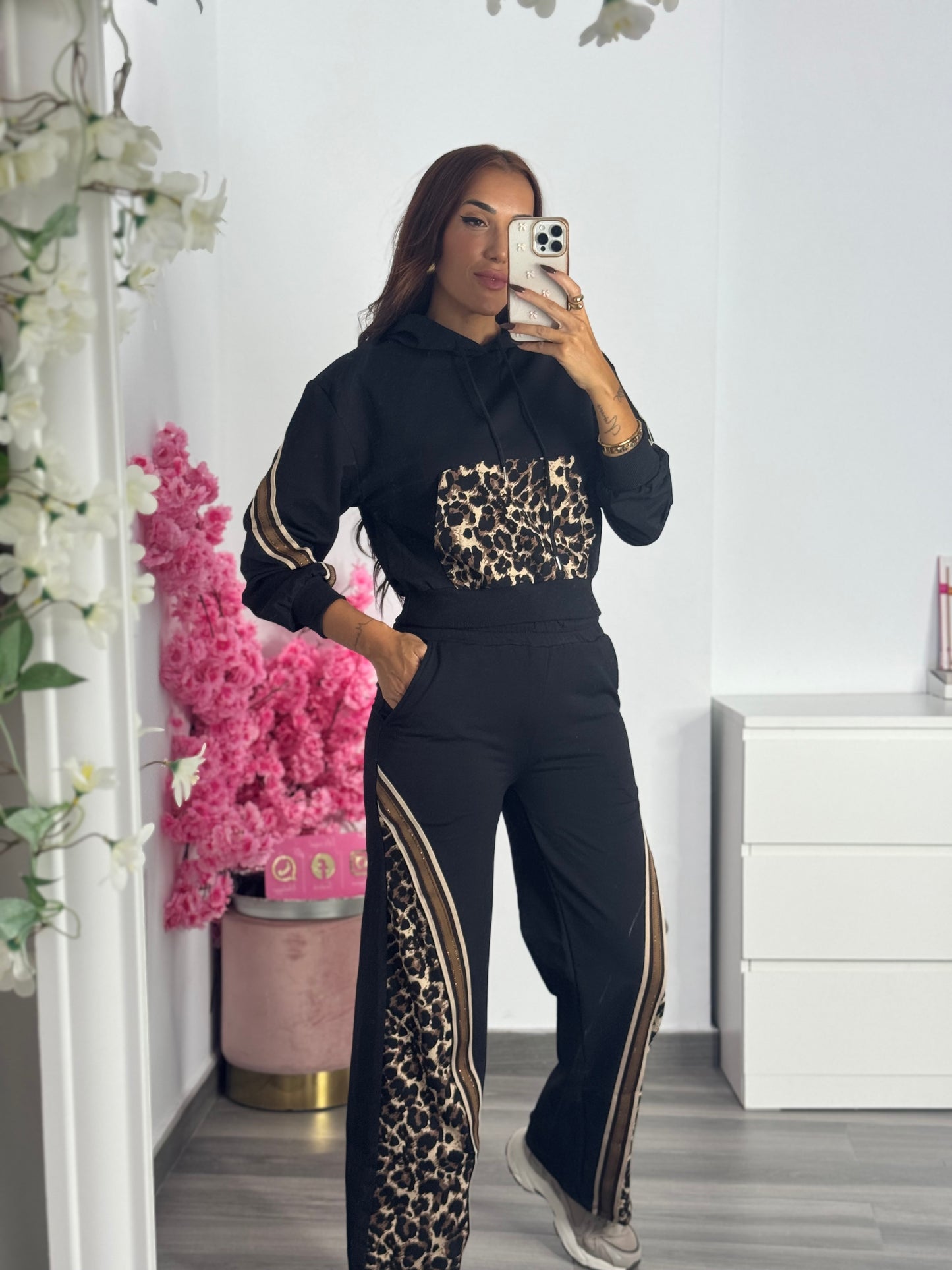 Conjunto leopardo negro