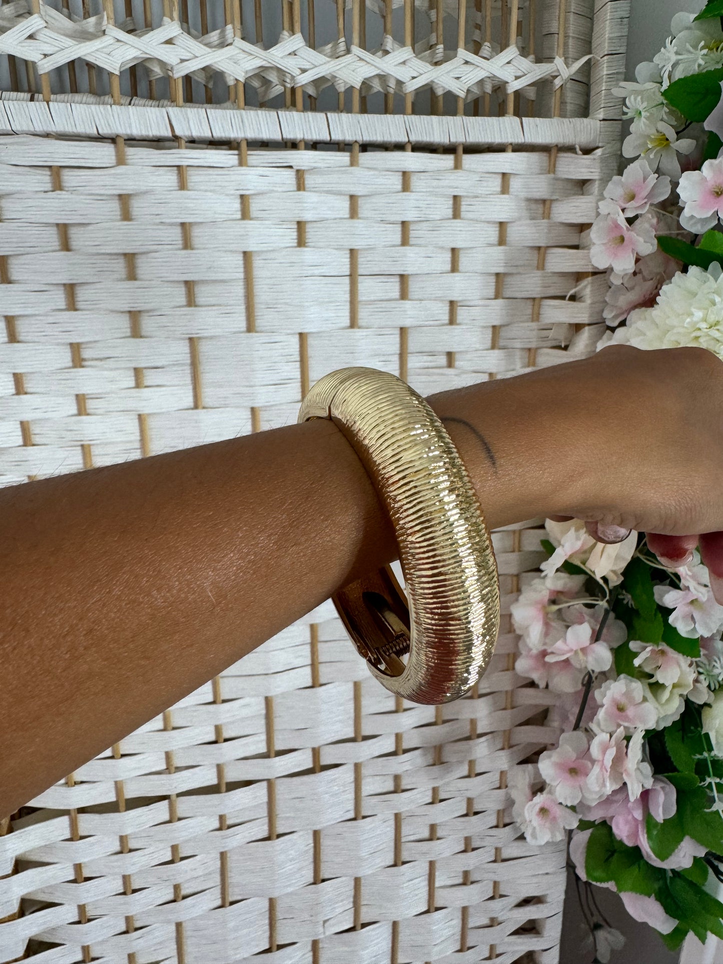 Brazalete rugoso
