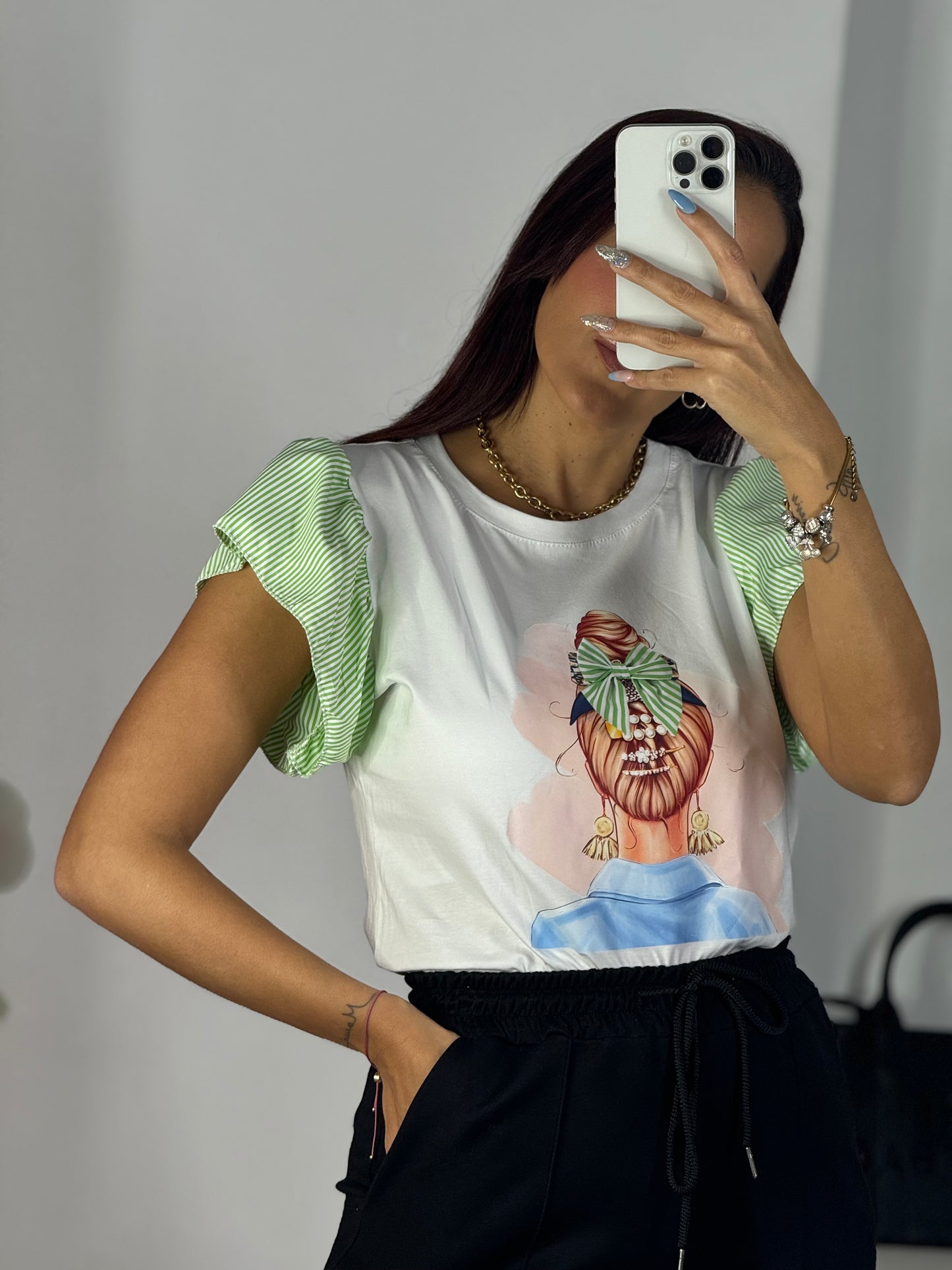 Camiseta muñeca