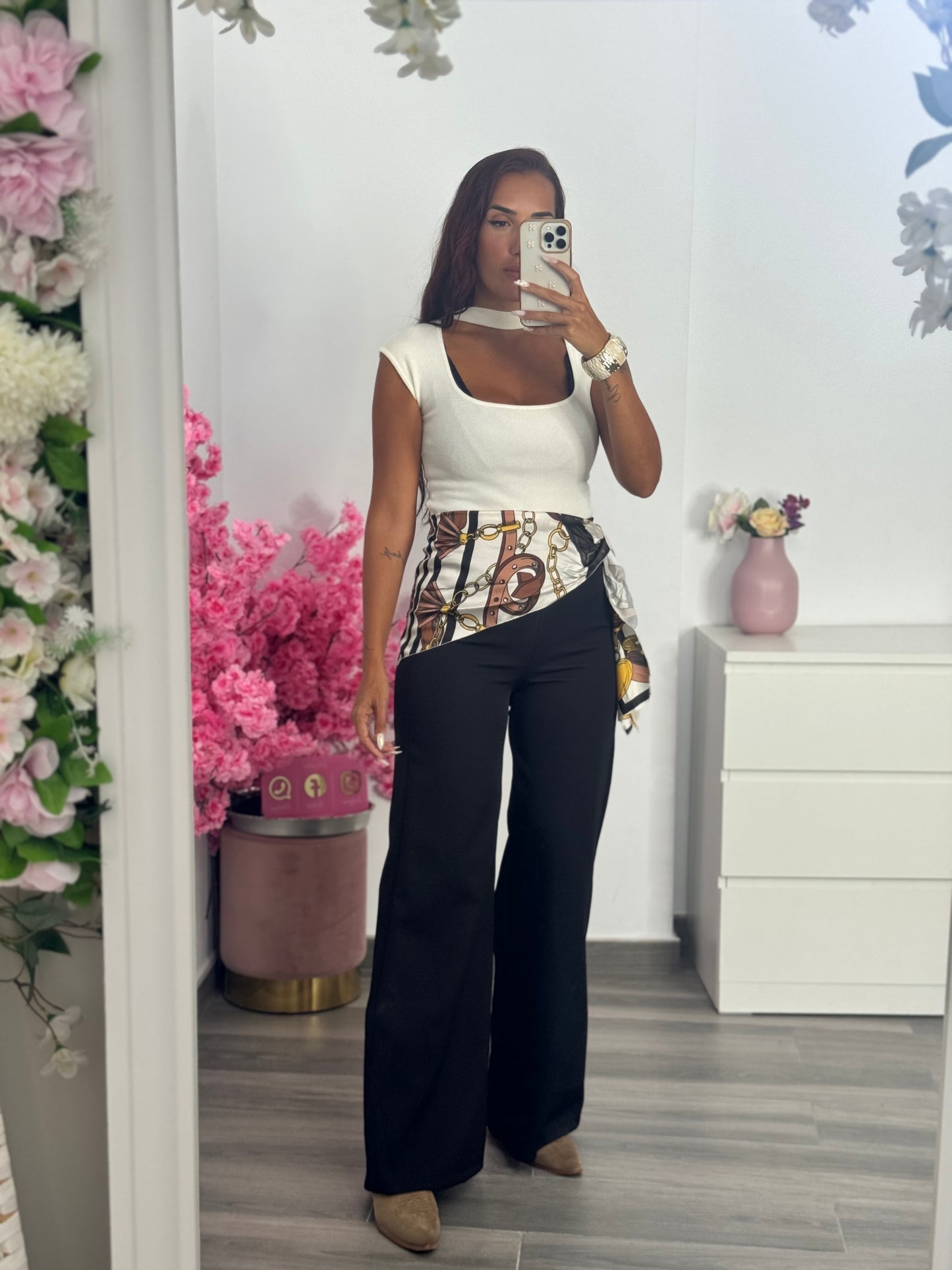 Pantalón pañuelo