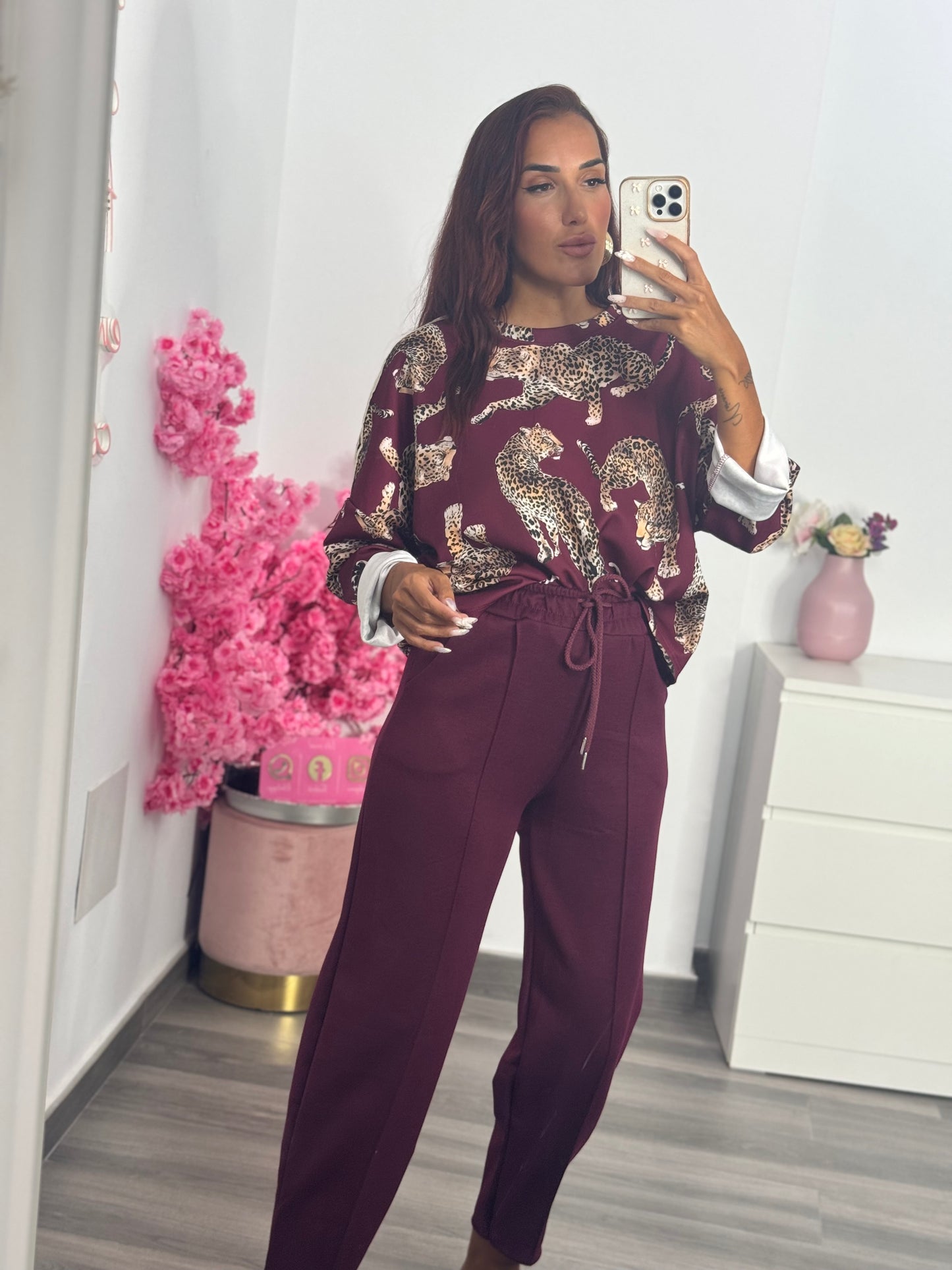 Conjunto leo