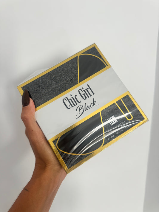 Chic girl black